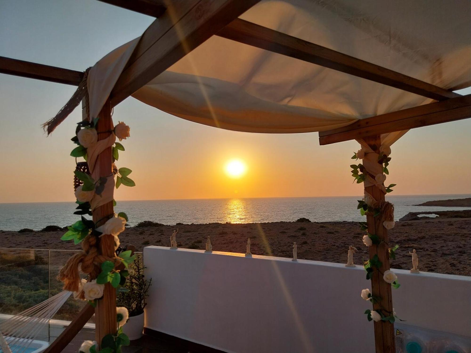 Tramonto Luxury Villa No1- Breathtaking Sunset View Foiníkion Eksteriør bilde